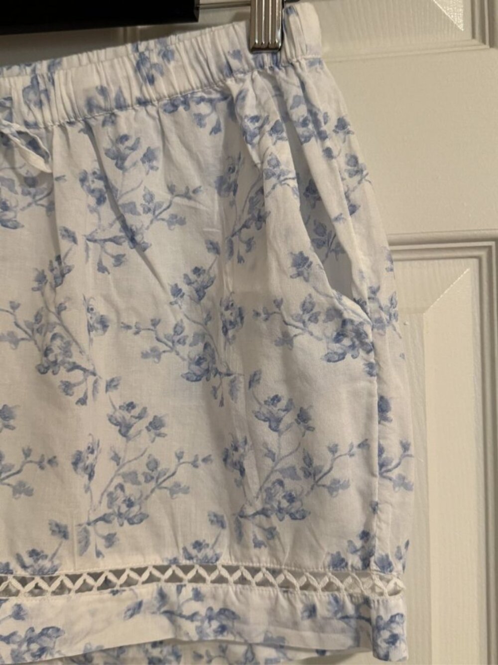 NWT Caroline Constas New York White Blue Floral Lace Trim Cami and Shorts Set - Picture 9 of 11